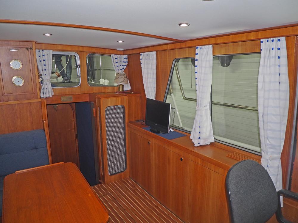 Wheelhouse, Accommodation